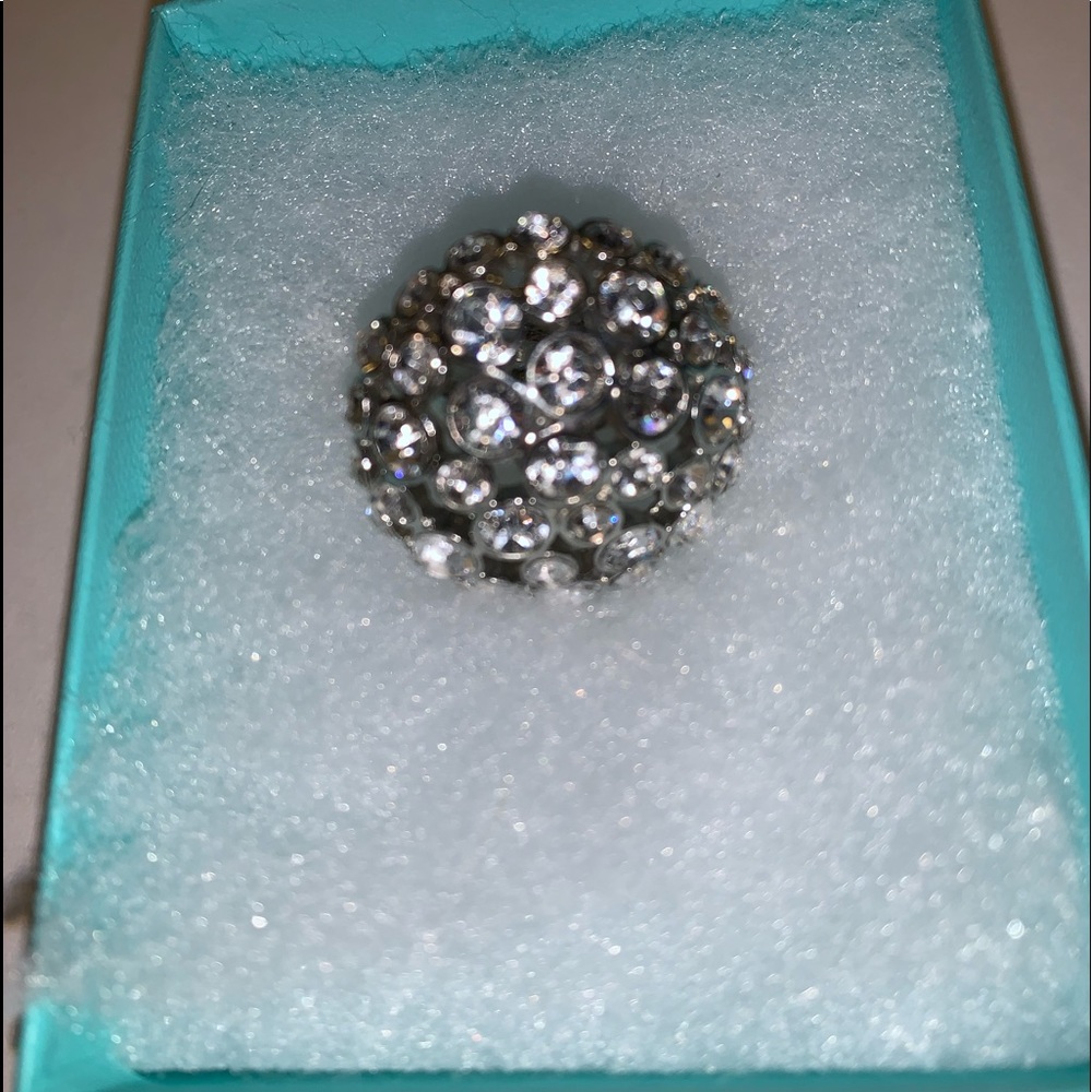 Ring - Picture 3 of 3